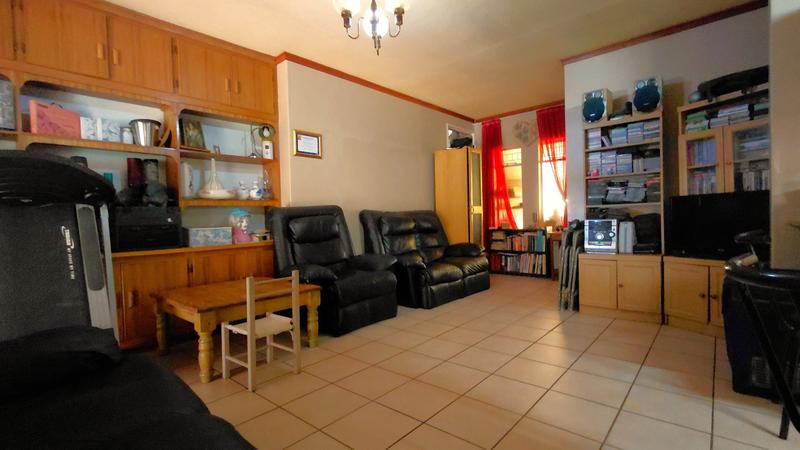 4 Bedroom Property for Sale in Pellissier Free State